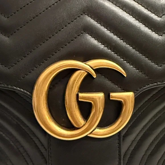 Gucci Black Quilted Marmont w/Gold Hardware - Picture 10 of 16